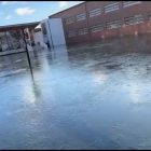 Una emergencia por Inundaciones afectó al Liceo Bicentenario Hernando de Magallanes .