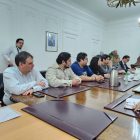 Presidente Gabriel Boric se reunió con el alcalde de Porvenir y representantes de los trabajadores de Nova Austral