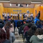 Memoria y futuro: estudiantes de Porvenir rindieron homenaje a las Glorias Navales