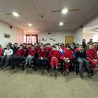 62 alumnos de Porvenir recibieron diplomas y medallas del programa “Yo sé leer”